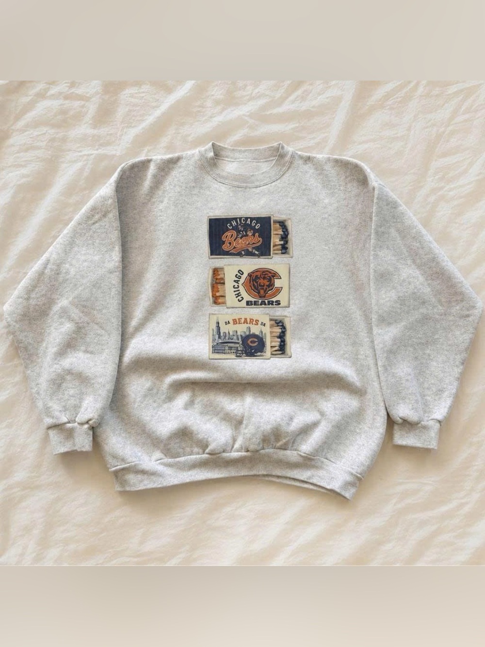 Vintage Gray Crewneck Sweatshirt with Chicago Bears Patch Set